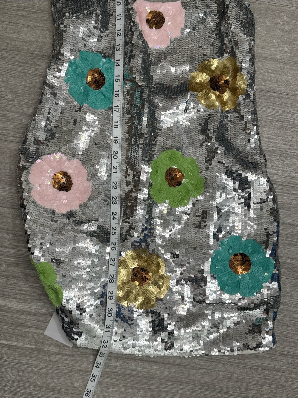 Lovers and Friends Mia Embellished Sequin Floral Halter Mini Dress Silver M NWT - Picture 4 of 9
